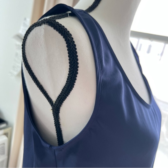 Gap Shirt Sleeveless Blouse /Top /shirt Navy Blue NWT Size Small Polyester - Picture 3 of 7